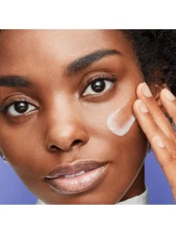 Shiseido Vital Perfection LiftDefine Radiance Serum -Deals JW Anderson And Shiseido Store unnamed file 531