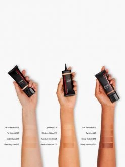 Shiseido Synchro Skin Self-Refreshing Tint SPF 20 525 Deep Kuromoji -Deals JW Anderson And Shiseido Store unnamed file 688