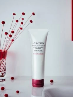 Shiseido Clarifying Cleansing Foam -Deals JW Anderson And Shiseido Store unnamed file 866
